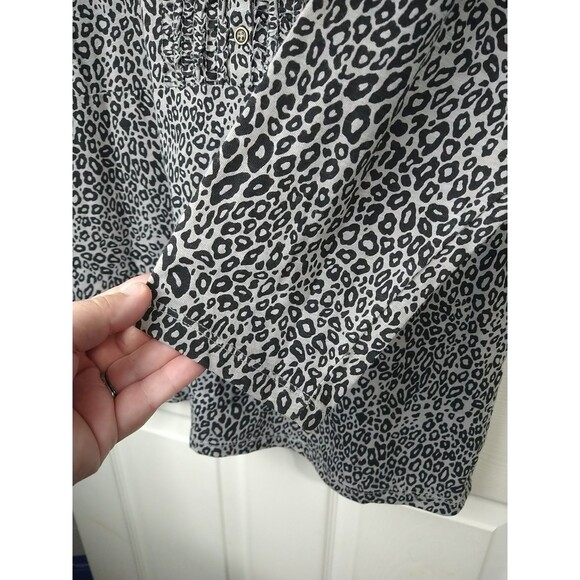 Fresh Woman L Knit Blouse Grey Black Cheetah 3/4 Sleeve Pullover Casual - Picture 6 of 9